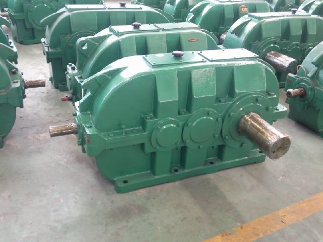 Hộp giảm tốc cẩu trục